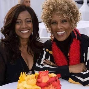 Meet your Posher, Warren